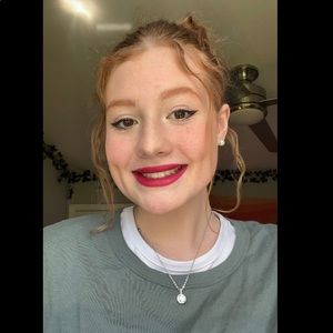 Meet your Posher, Charlotte